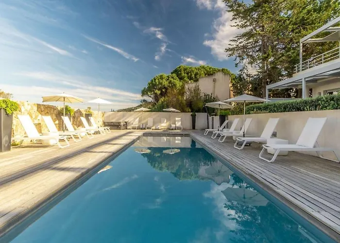 アパートホテル Dary LʼÎle-Rousse